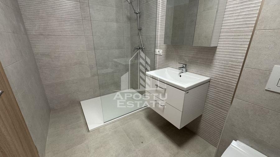Apartament cu 2 camere semidecomandat în Lipovei