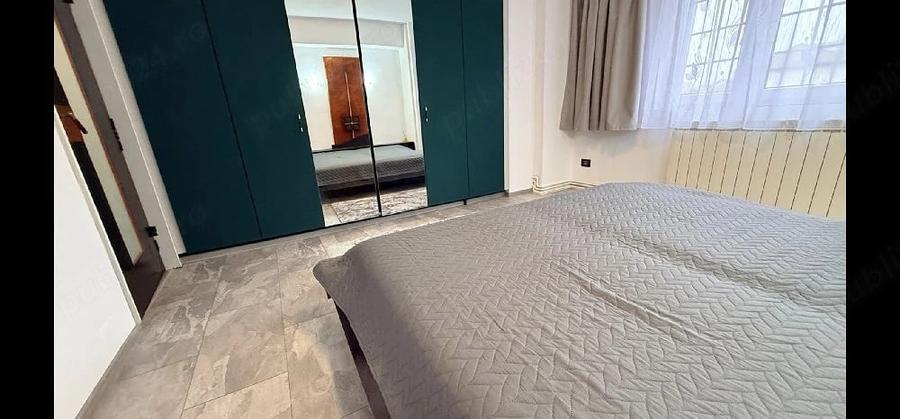 Apartament cu 3 camere decomandat în Dorobanților