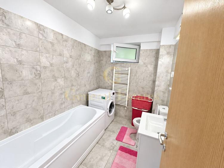 Apartament cu 2 camere semidecomandat în Tractorul