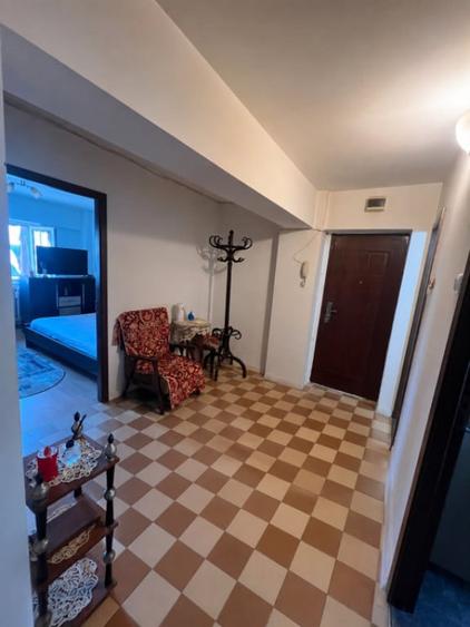 Apartament cu 3 camere decomandat în Valea Rosie