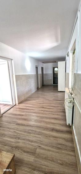 Casă cu 3 camere cu Teren 2100 Mp în Tuzla