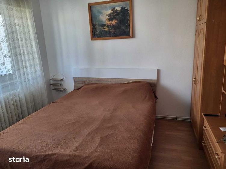 Inchiriez apartament 2 camere - 4