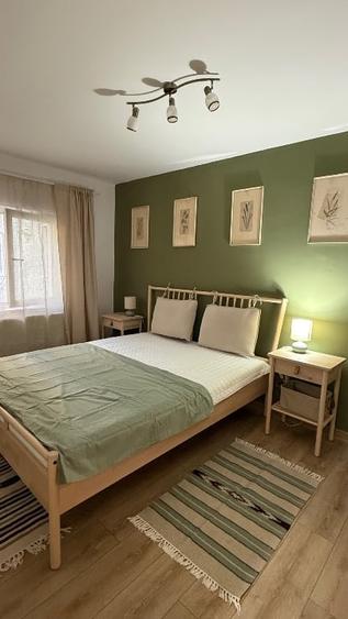 Apartament cu 2 camere semidecomandat, mobilat în Bucovina