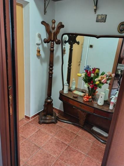 Apartament cu 2 camere semidecomandat în Dorobanți