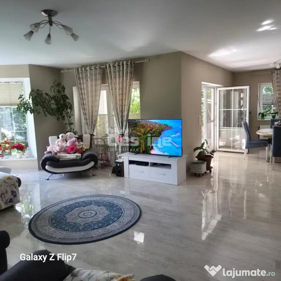 Casă cu 4 camere cu Teren 570 Mp în Central