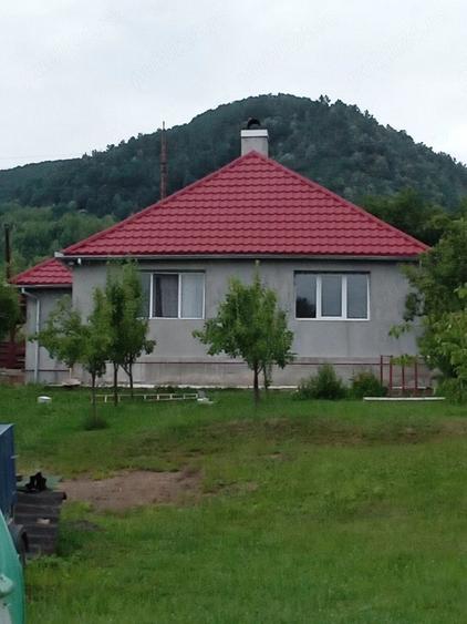 Casă cu 3 camere în Central