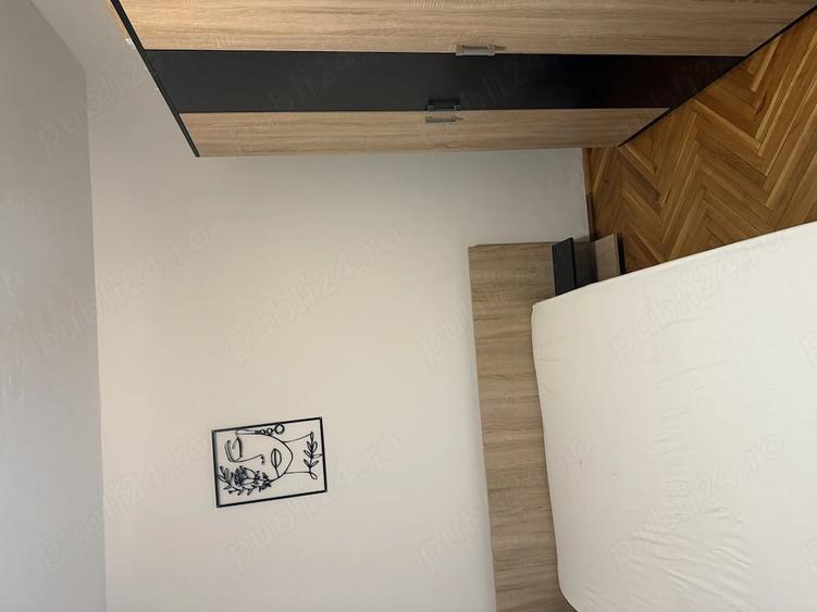 Apartament cu 3 camere decomandat în Exterior Vest