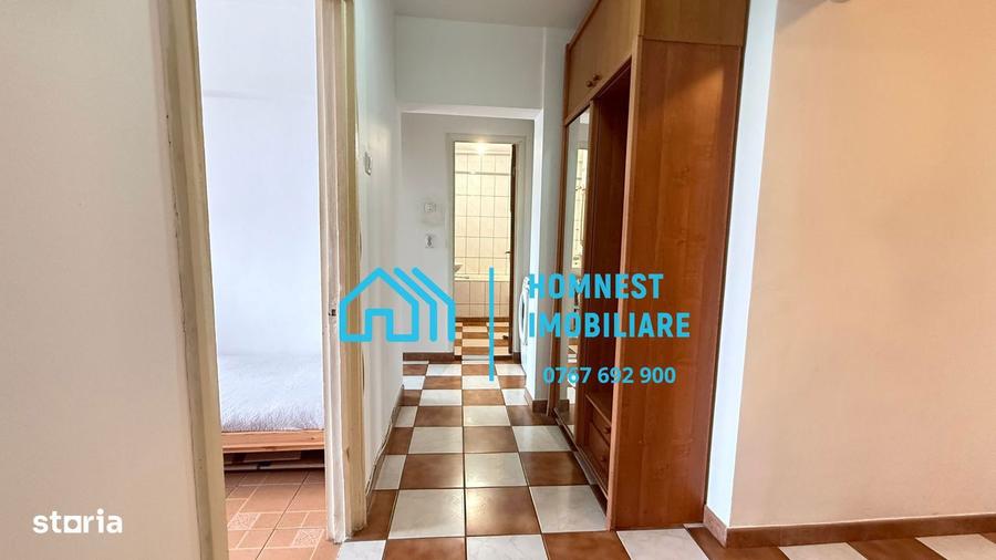 Apartament cu 3 camere decomandat în Giurgiului