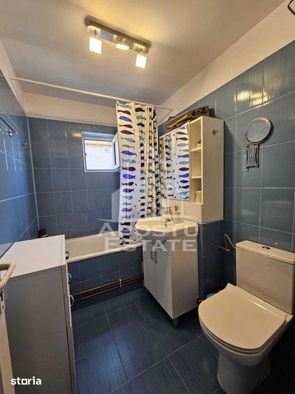 Apartament cu 3 camere decomandat în Soarelui