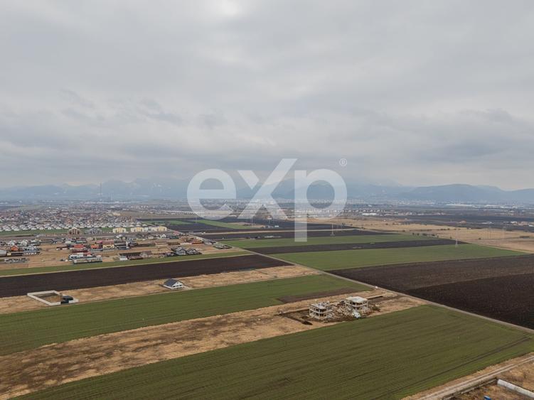 Teren Construcții intravilan de 461 mp, în Sânpetru