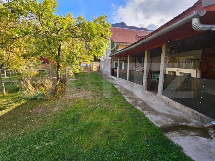 Casă individuală cu 7 camere cu Garaj în Nemeși