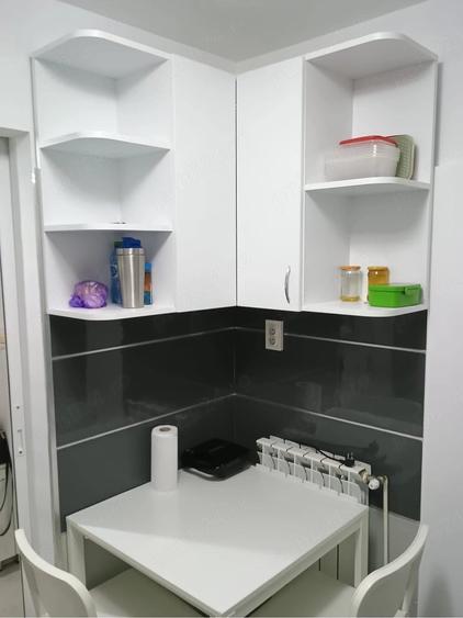 Apartament cu 3 camere decomandat în Vest