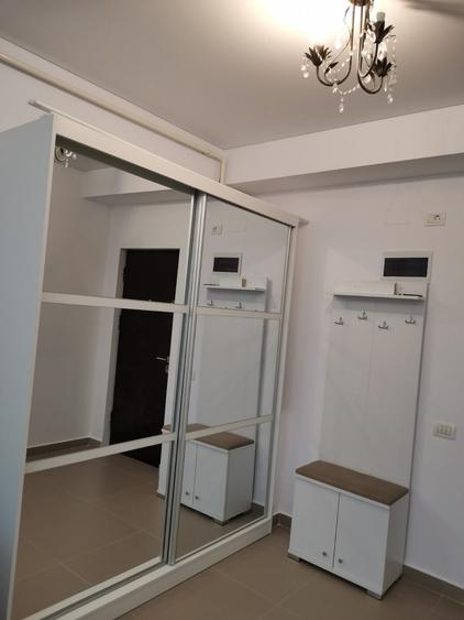 Apartament cu 2 camere semidecomandat în Militari