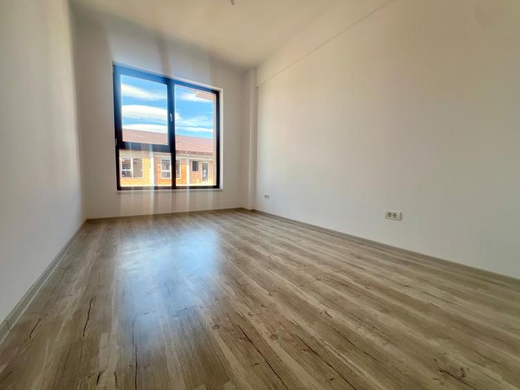 Apartament cu 3 camere decomandat în Giroc