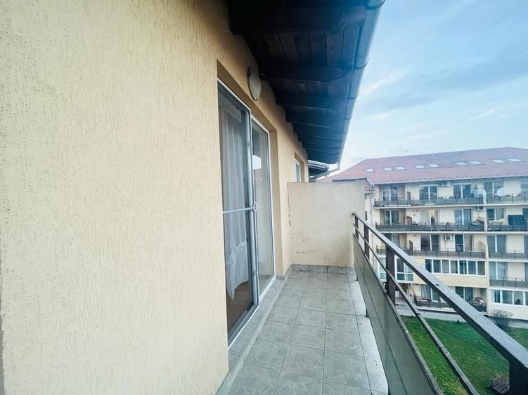 Apartament cu 2 camere semidecomandat, mobilat în Florești