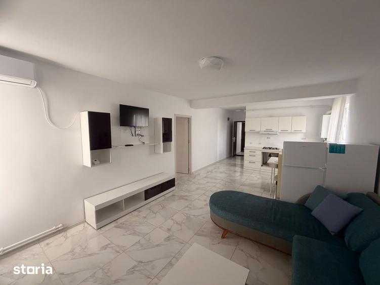 Apartament cu 2 camere semidecomandat în Șimnicu de Sus