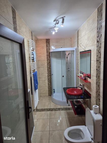 Casă cu 4 camere cu Teren 600 Mp în Dumbrăvița