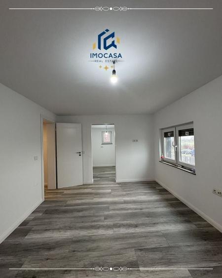 Casă cu 4 camere cu Canalizare în Călugăreni