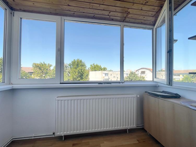 Apartament cu 2 camere semidecomandat, mobilat în Girocului