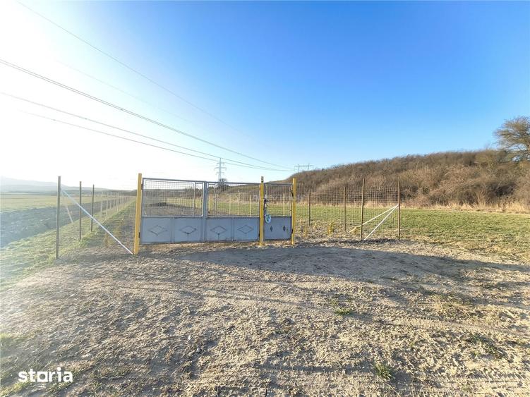 Teren de 2262 mp, în Central