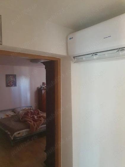 Casă cu 5 camere în Cogealac