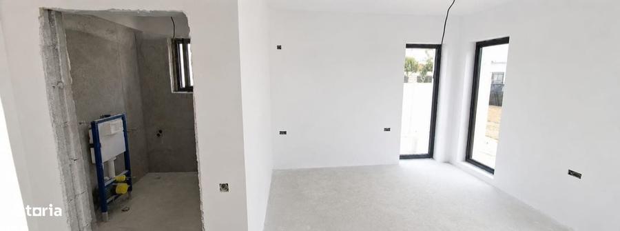 Casa Parter 4 camere/50 m Bd.1Mai /COM.BERCENI/COMISION 0% - 12