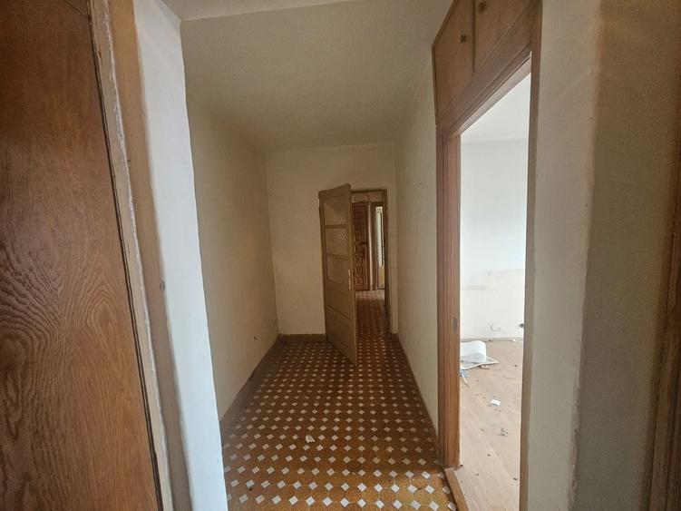 Apartament spațios 3 camere, 2 băi și 2 balcoane – Craiovei, Gh. Doja - 16