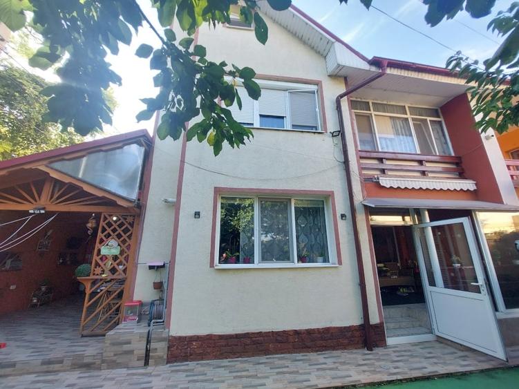Casă individuală cu 3 camere cu Canalizare în Micro 14