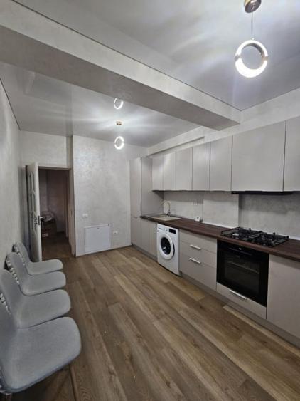 Apartament cu 2 camere decomandat în Faleza Nord