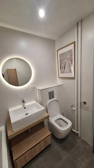 Apartament cu 3 camere decomandat în Olimpia-Stadion