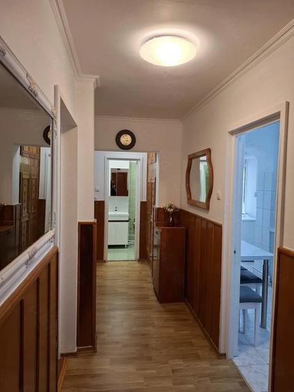 Apartament cu 3 camere decomandat în George Enescu
