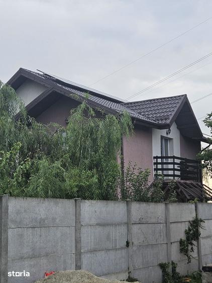 Casă cu 4 camere cu Teren 497 Mp în Berceni