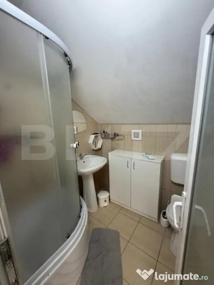 Apartament cu 4 camere în Central