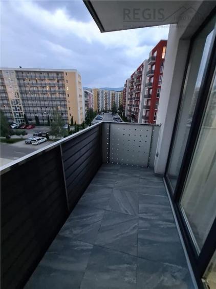 Apartament cu 3 camere decomandat în Avantgarden