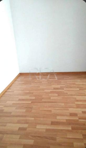 Apartament cu 2 camere decomandat în Berceni