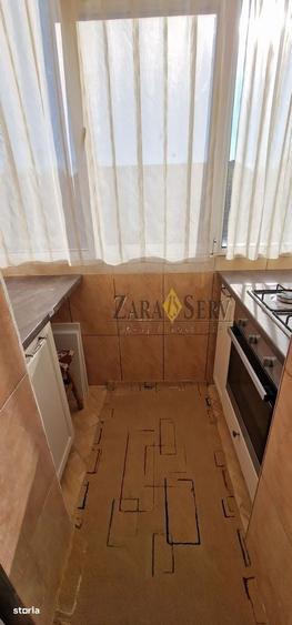 Apartament cu 3 camere decomandat în Cantacuzino