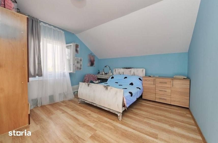 Casă cu 4 camere cu Teren 500 Mp în Popricani
