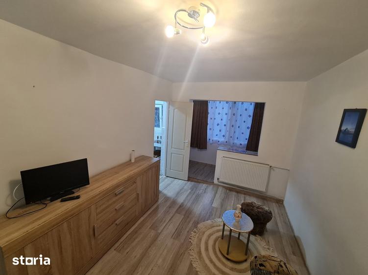 Garsonieră decomandată în Micălaca