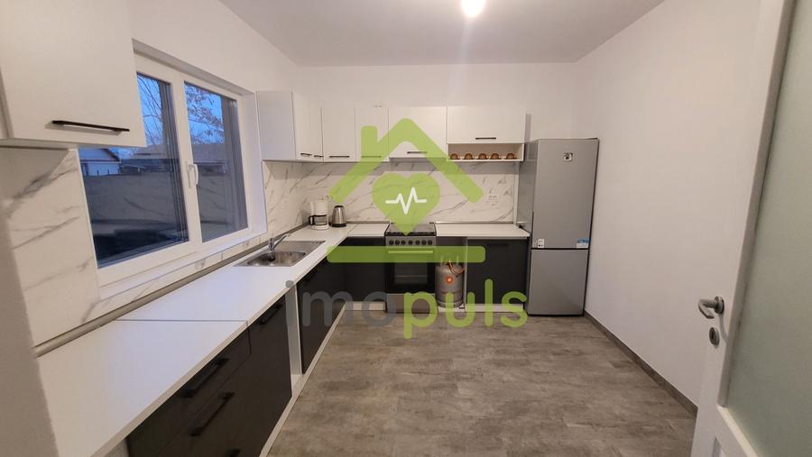 Duplex cu 4 camere cu Canalizare în Cerneteaz