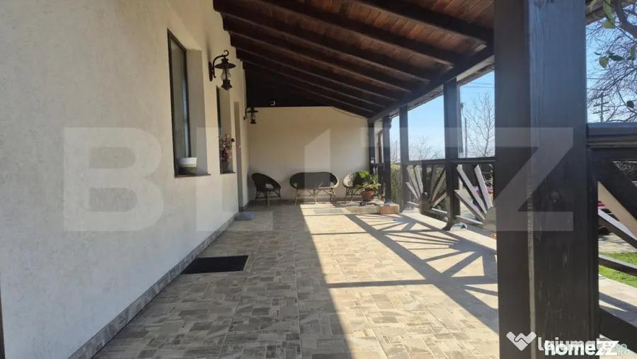Casă cu 5 camere cu Teren 1487 Mp în Lazuri