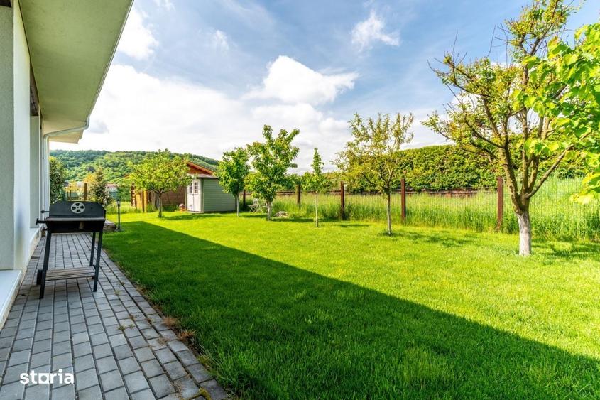 Casă cu 3 camere în Florești