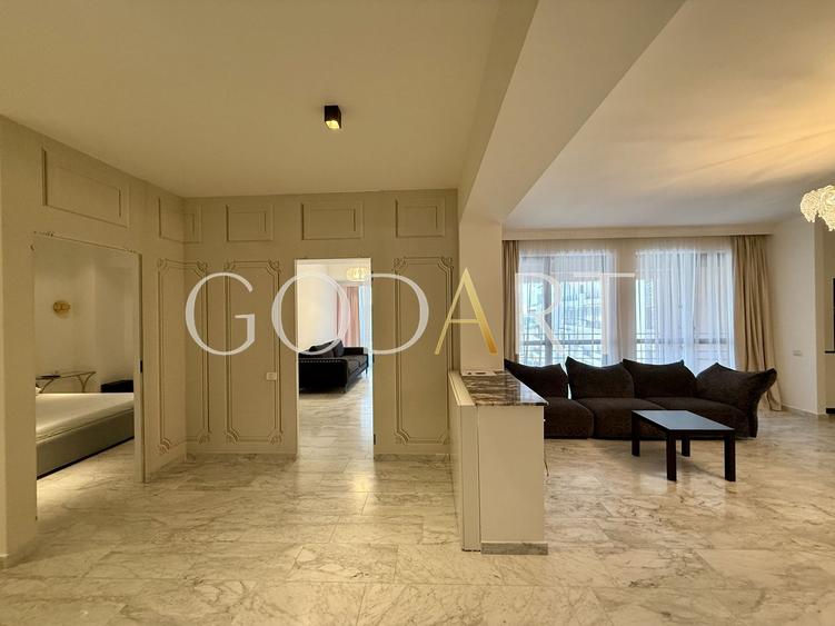 Apartament cu 3 camere decomandat, mobilat în Herăstrău