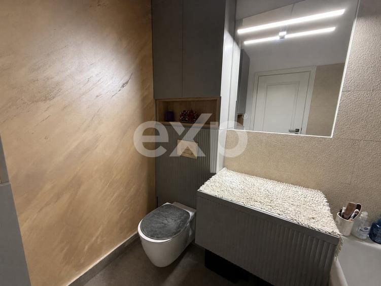 Apartament cu 3 camere decomandat în Valea Lupului