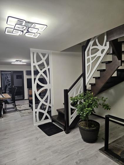 Casă cu 4 camere în Rucăr