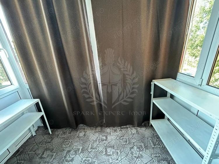 Apartament cu 4 camere decomandat în Malu Roșu