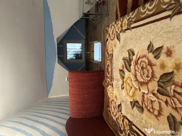 Apartament cu 2 camere decomandat în Exterior Vest