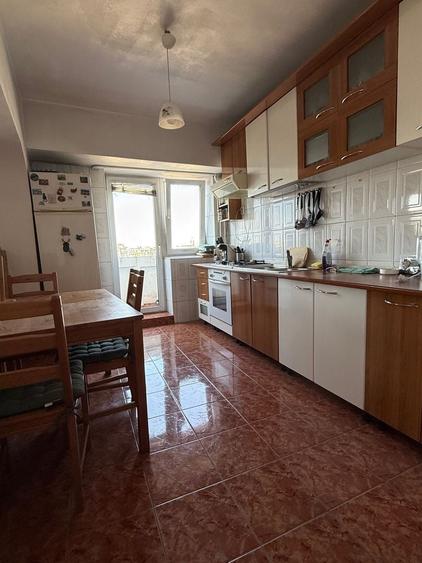 Apartament cu 2 camere decomandat, mobilat în Octavian Goga