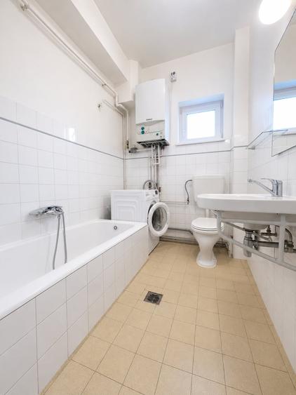 Apartament cu 3 camere decomandat, mobilat în Dorobanți