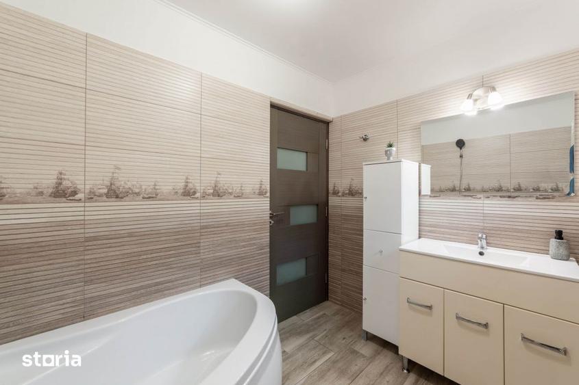 Casă cu 4 camere cu Teren 258 Mp în Central