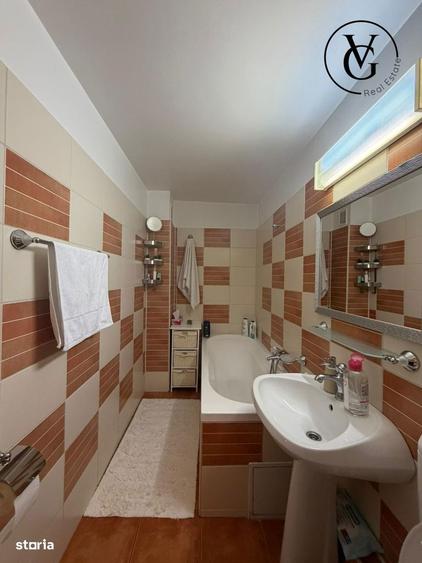 Apartament cu 3 camere semidecomandat, mobilat în Rahova